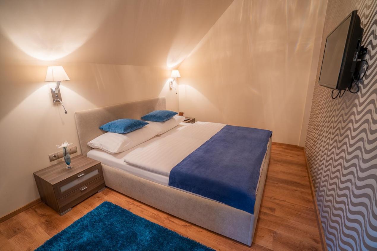 Avilla Thanhoffer Siófok Exteriér fotografie