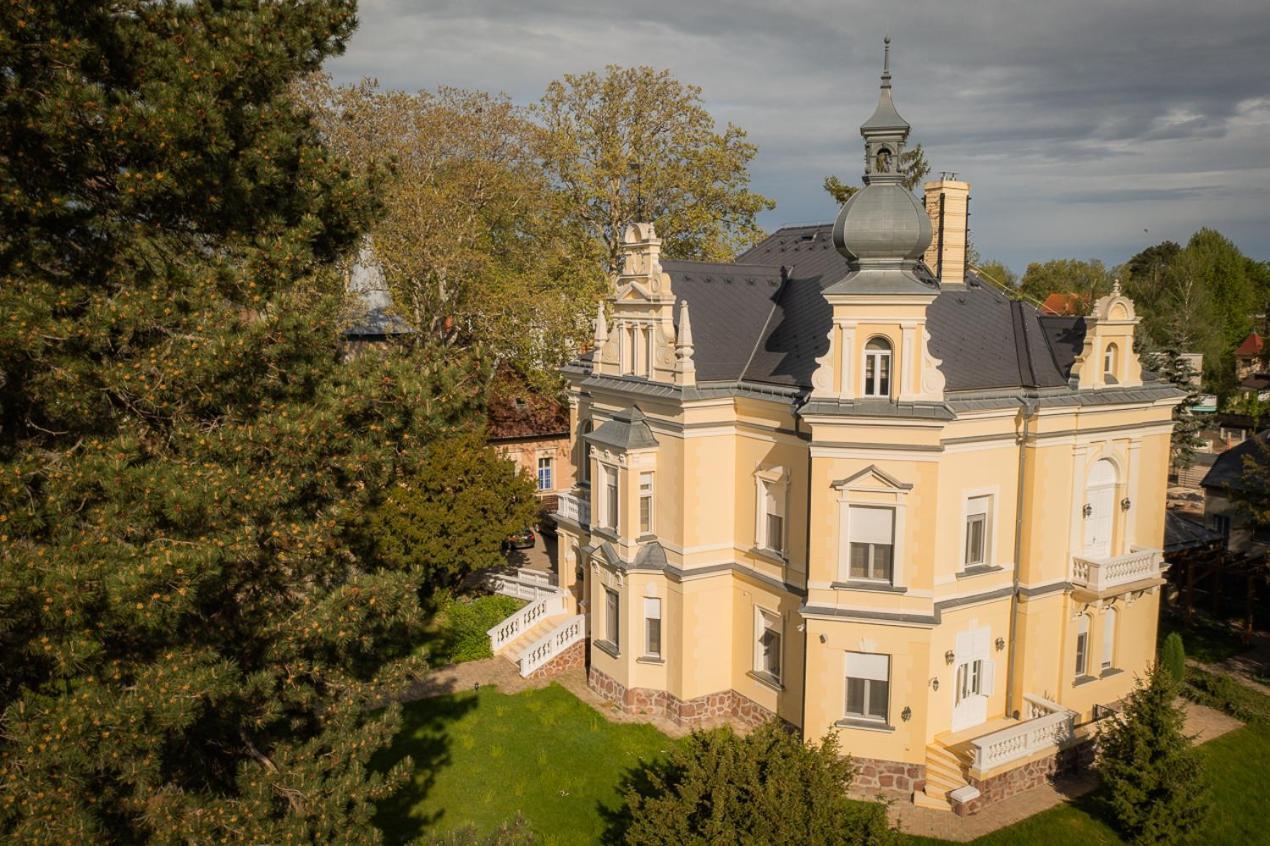 Avilla Thanhoffer Siófok Exteriér fotografie